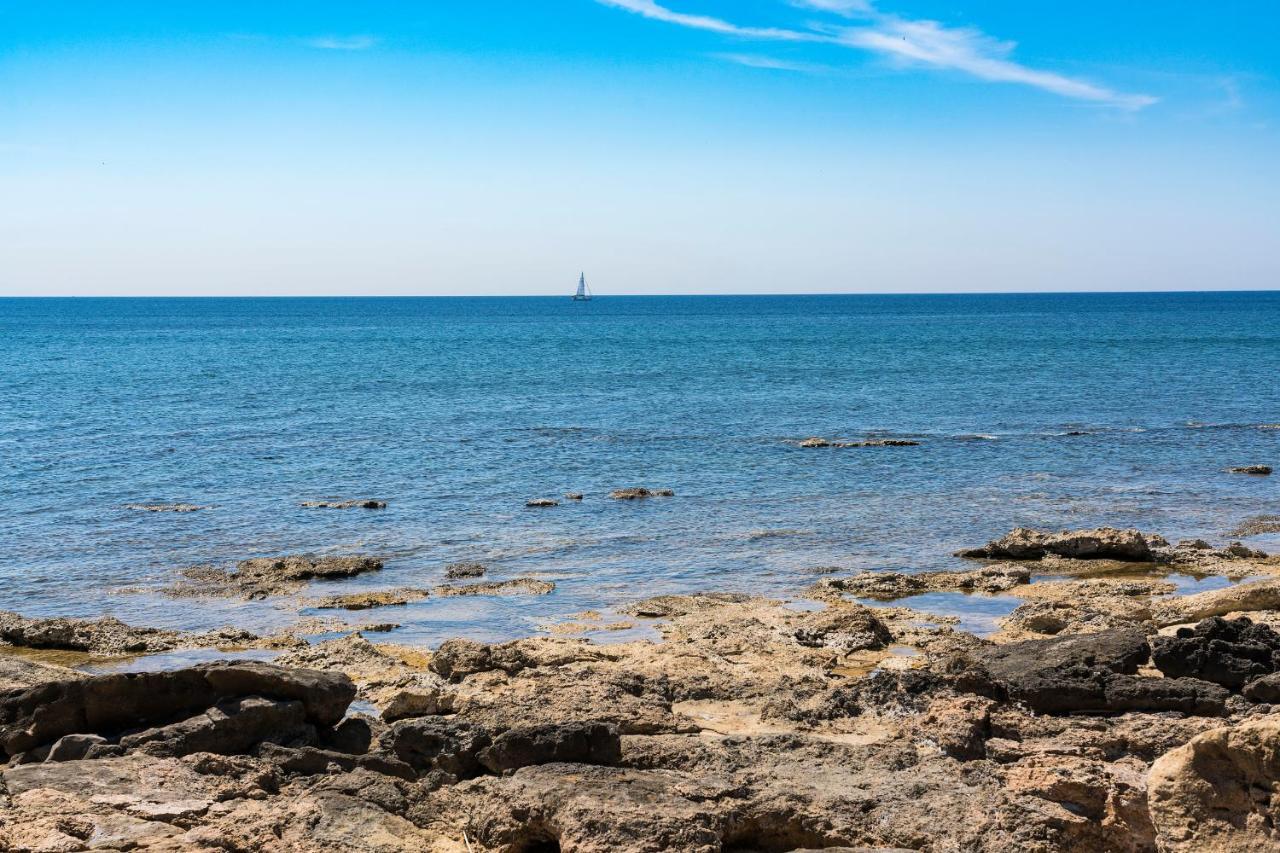Marinella Villa Terrauzza Luaran gambar