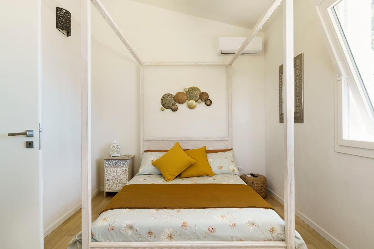 Marinella Villa Terrauzza Luaran gambar