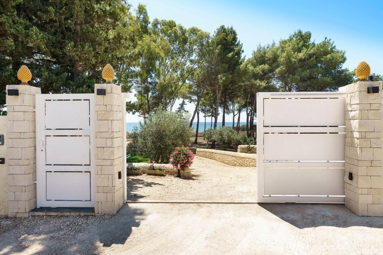Marinella Villa Terrauzza Luaran gambar