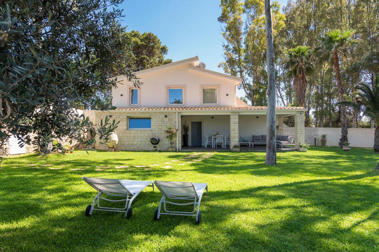 Marinella Villa Terrauzza Luaran gambar